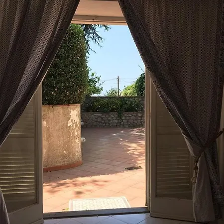 Grazia Charming House With Garden *
